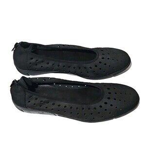 Sesto Meucci Diva Black Perforated Leather Ballet Flats Zip Back Women’s Size 8
